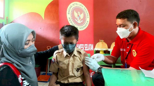 Ratusan Murid Antusias Ikuti Vaksinasi Anak Di UPT SDI 62 Benteng