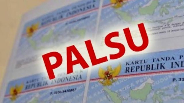 Oknum Kepala Dusun di Desa Topanda Kabupaten Bulukumba Diduga Memalsukan Data Identitas