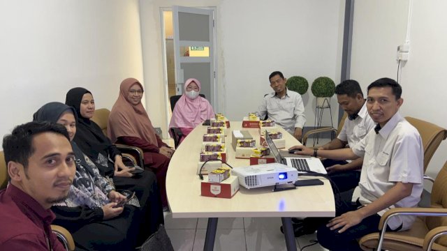 SMA Islam Athirah Bukit Baruga saat menerima kunjungan Sekolah Putri Darul Istiqomah.