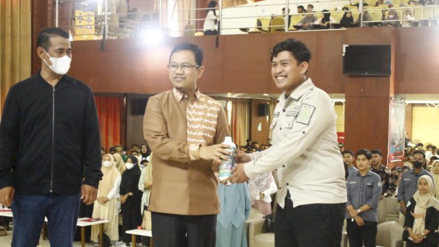 Seminar Nasional UIN Alauddin Makassar.