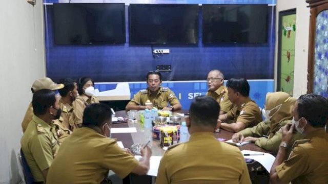 Rakor Bersama Lurah Baru Dilantik, Camat Mariso : Berikan yang Terbaik untuk Masyarakat dan Kota Makassar