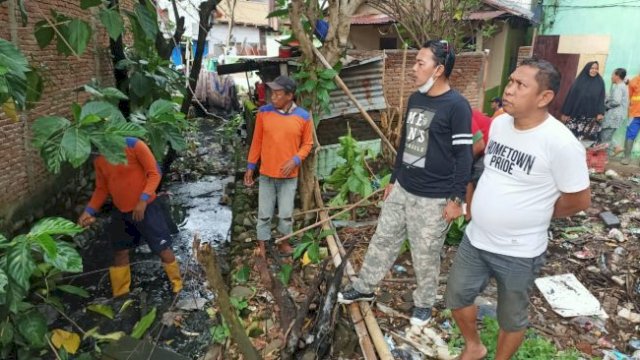 Camat Mariso : Mari Kita Jaga Kebersihan Kecamatan Mariso Bersama-sama