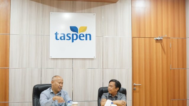 Rapsel Ali saat berkunjung ke Kantor BUMN PT Taspen Cabang Makassar.