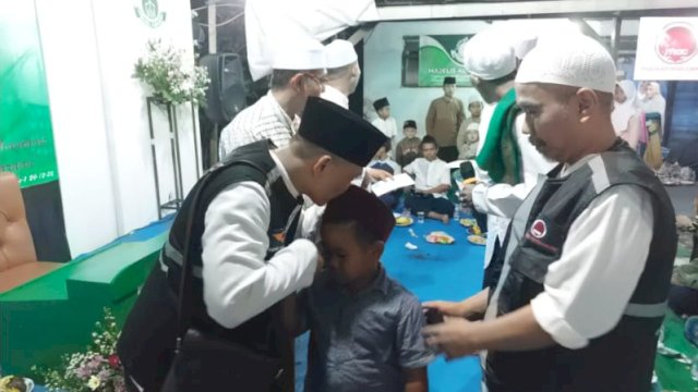 Marwan Aras Center Menyantuni Anak Yatim di Penghujung Tahun 2022