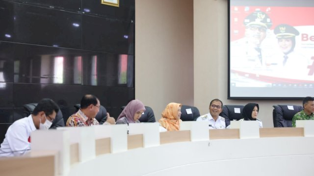 Wali Kota Makassar Danny Pomanto terima kunjungan Komisi IX DPR RI membahas fasilitas BLK anak jalanan di Makassar.
