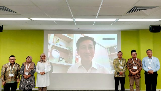 Wali Kota Makassar Danny Pomanto bersama jajaran paparkan program Makassar Recover di hadapan Menteri Kesehatan Singapura pada kegiatan CSC.