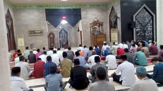 Sambutan Ramadhan, Kapolres Selayar Himbau Jemaah Masjid Agung Al Umaraini Jaga Keamanan dan Ketertiban