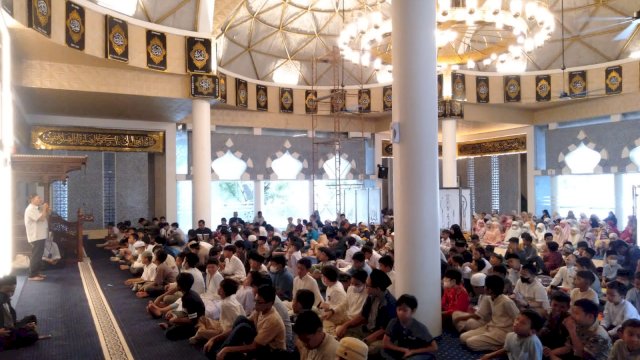SD Islam Athirah Bukit Baruga gelar AJR 1444 H, kegiatan ini dihadiri siswa dan guru SD Islam Athirah Bukit Baruga yang bertempat di Masjid Fatimah Bukit Baruga.