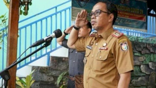 Plt Camat Makassar Pimpin Langsung Upacara Bendera