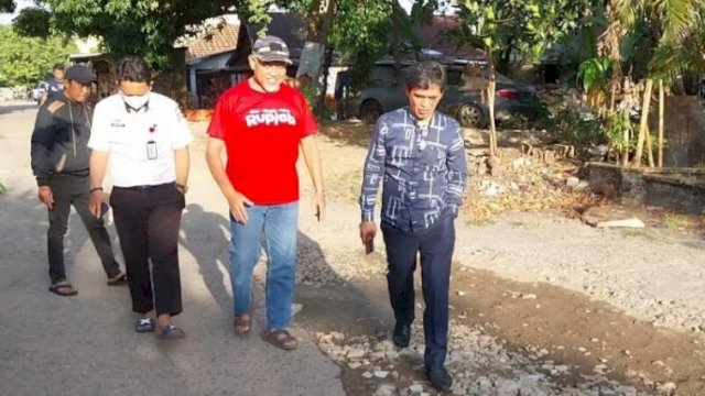 Hamzah Hamid Tinjau Kondisi Jalan dan Drainase di Kelurahan Tello Baru
