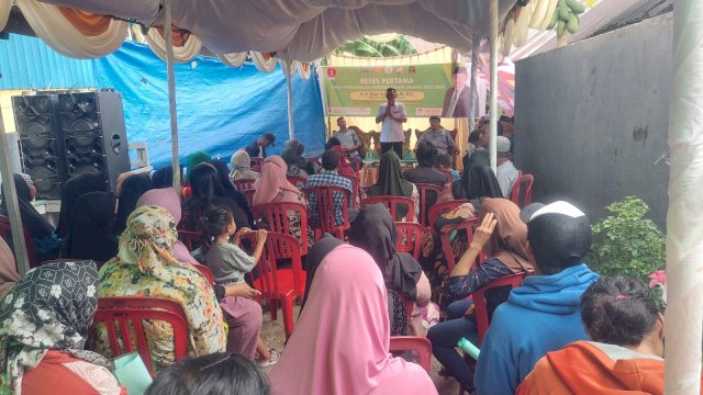 Reses di Barawaja dan Antang Raya, Azis Namu Serap Aspirasi Warga Soal Perbaikan Drainase Hingga Bantuan UMKM