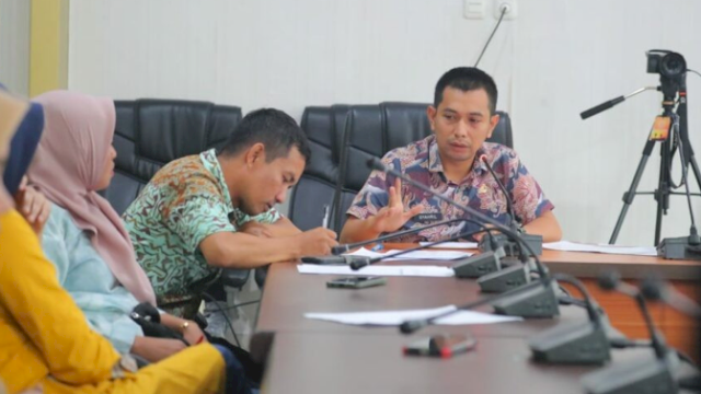 Kabag Humas Protokol DPRD Makassar Rakor Bersama Sejumlah Laskar Pelangi