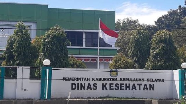 Dilapor Ke Dinkes SK Kontrak 4 Bidan di PKM Pasitallu di Putus