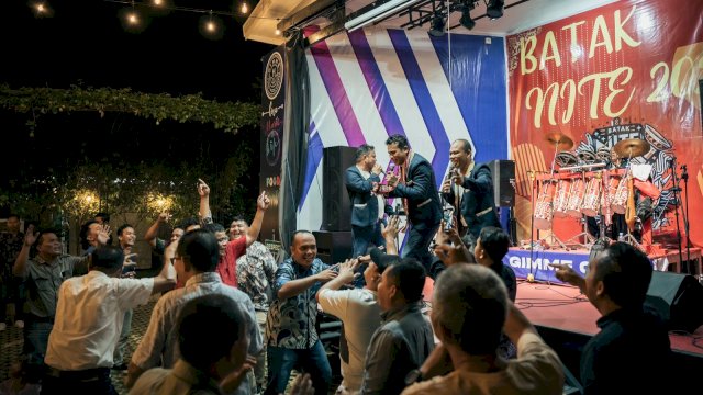 Gelar Batak Nite 2024, Ratusan Perantau Marga Batak di Kalsel Hingga Kaltim Bersuah di Gimmi Caffe