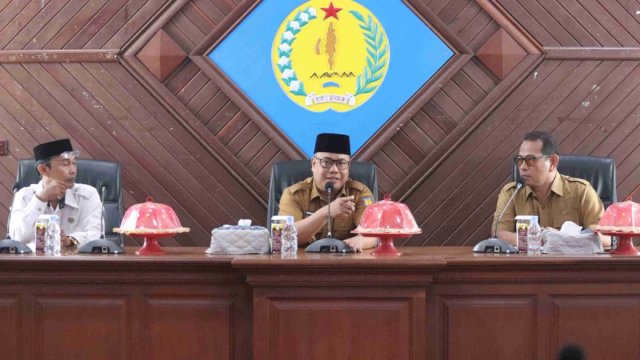 Sekda Mesdiyono Memimpin Rapat Teknis Terkait Pemulangan Jemaah Haji Kabupaten Kepulauan Selayar