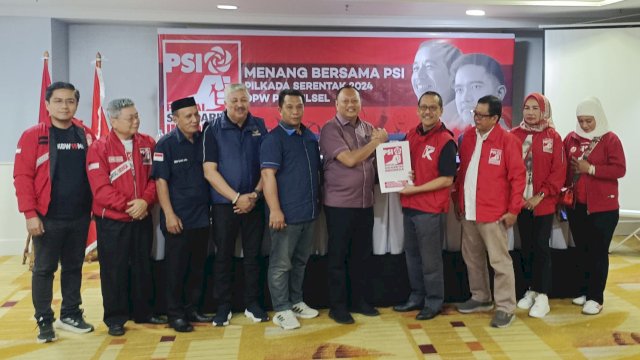 Ketua ReAdy Dampingi H. Ady Ansar Daftar di Partai Putra Jokowi