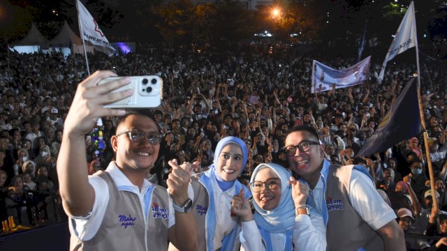 Seto-Rezki Diantar Ribuan Pendukung Daftar KPU Besok, Tim Sehati Sampaikan Permohonan Maaf ke Warga