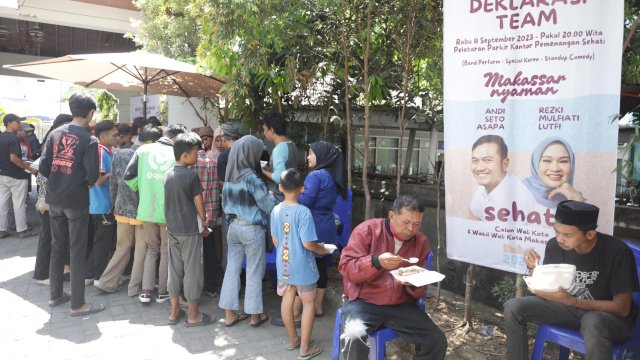Digelar Setiap Jumat, Milenial Muda Sehati Ajak Pengguna Jalan Makan Siang Gratis di Posko Sehati