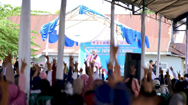 Seruan Emak-emak Gowa di Pilgub Sulsel: Pilih yang Ada Perempuannya