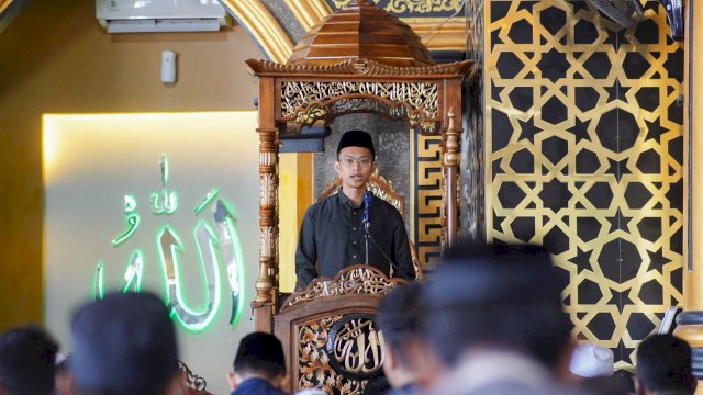 Khotbah Jumat Daeng Tayang: Tiga Fitnah yang Sering Menggelincirkan Manusia