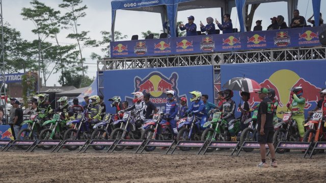 Babak Penutup Kratingdaeng Supercrosser 2024 Dirtwar Energy Digelar di Makassar, Kesempatan Terakhir Rebut Wild Card Road To MXGP 2025