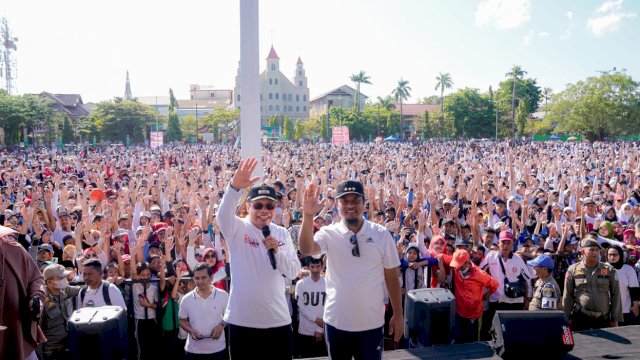 Terbukti Nyata Kerjanya, Taufan Pawe Akui Andi Sudirman Paling Cocok Lanjutkan Pembangunan di Sulsel