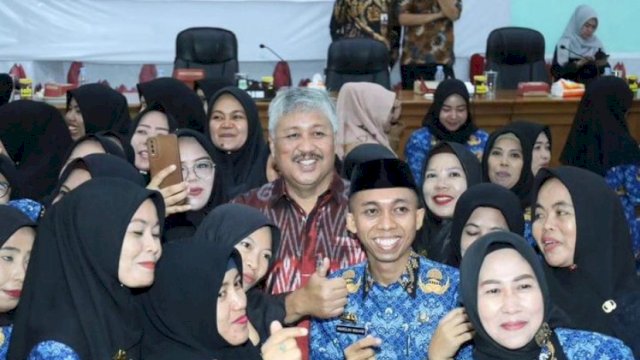 Angkat 1.115 Tenaga Kerja Non Pegawai Jadi ASN PPPK, Irwan Hamid Dinilai Sebagai Sosok Paling Peduli Soal Kesejahteraan