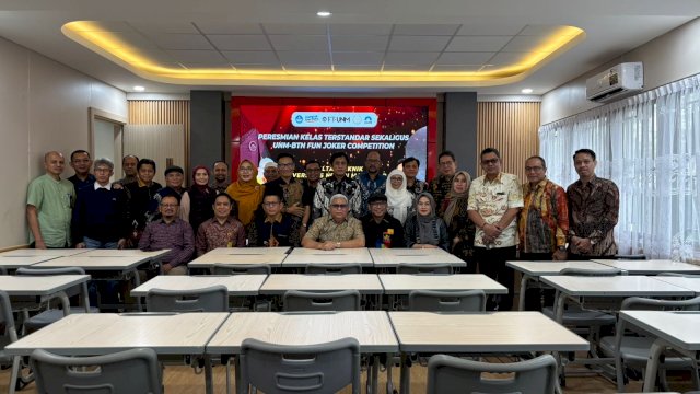 Rektor UNM Resmikan Kelas Terstandar, Dukung Kenyamanan Belajar Mahasiswa