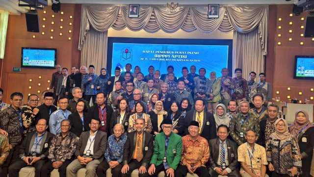 Delegasi Unsa Makassar Terbang ke Batam Hadiri RPPP IV APTISI