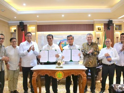 Mentan Amran dan Menaker Yassierli Siapkan SDM Handal untuk Klaster Pertanian Modern