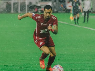 PSM Makassar Takluk 0-1 dari Persebaya di Pare-Pare