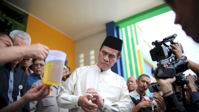 Temukan 3 Perusahaan Minyakita Sunat Volume, Mentan Amran Minta Tutup dan Segel Perusahaan