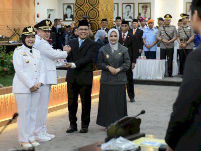 Munafri-Aliyah Resmi Sertijab Wali Kota dan Wawali Makassar Dihadapan 50 Anggota Dewan