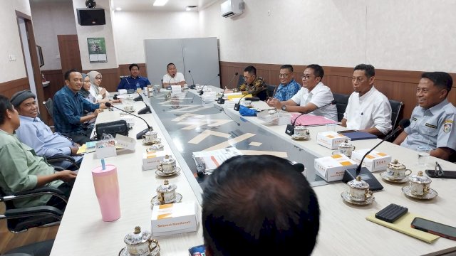 Komisi B DPRD Makassar Bahas Langkah Strategis Dirut Baru Perusda dalam RDP