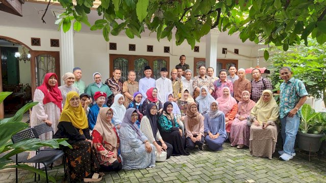 PERMAS Jakarta Gelar Halal Bihalal di Kediaman H. Maggalatung, Teguhkan Semangat Kebersamaan