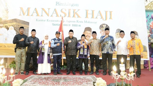 Wali Kota Appi Lepas 1.165 JCH Asal Makassar, Ingatkan Jemaah Jaga Kesehatan