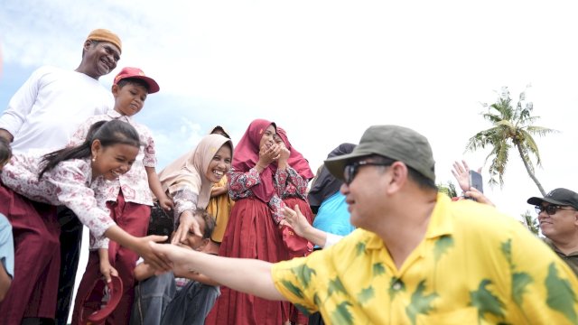 Wali Kota Munafri Sambangi Pulau Terpencil Makassar, Pastikan Layanan Pemerintah Merata