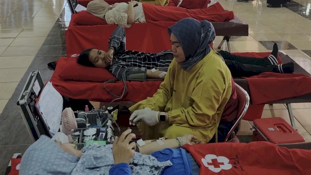 Mahasiswa YPUP Makassar Galang Aksi Donor Darah Bersama PMI Sulsel: Bukti Nyata Kepedulian Sosial