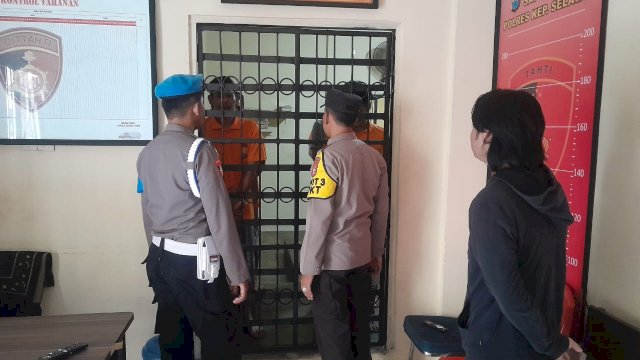 Tahanan Polres Selayar Diwajibkan Sholat Berjamaah dan Ikuti Bimbingan Rohani