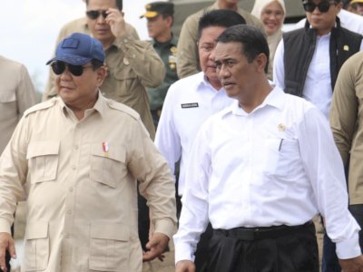 Sering Turun ke Sawah, Mentan Amran Dipuji Wapres Gibran Hingga Presiden Prabowo