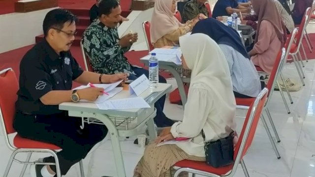 318 Calon Mahasiswa Jalur Mandiri UNM Jalani Wawancara di Prodi Manajemen