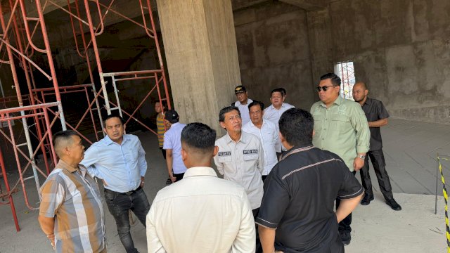 DPRD Makassar dan HMI Hukum UMI Sidak Dugaan Skandal Konstruksi GOR di Atas Parkiran MP