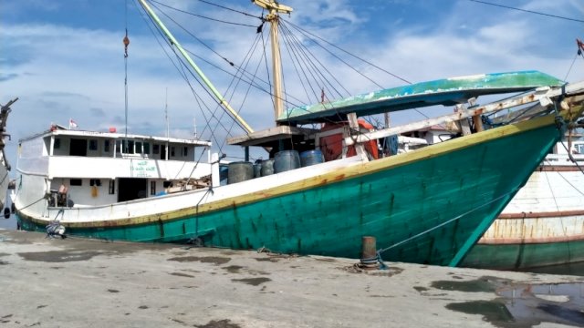 Doa Keluarga Terjawab, KM Mulya Abadi dan ABK Ditemukan Selamat