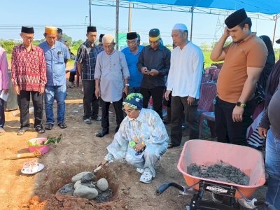 Merantau Puluhan Tahun, Pelaut Asal Makassar Bangun Masjid di Kampung Halaman