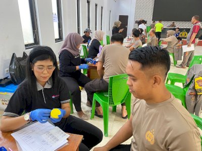 Biddokkes Polda Sulsel Lakukan Pemeriksaan Kesehatan Berkala Bagi Personel Polres Kepulauan Selayar