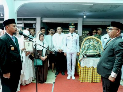 Gubernur Sulsel Lepas Jenazah Mantan Sekprov Mappatoeroeng Parawansa