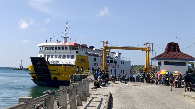 Mesin Bermasalah, KMP Balibo Putar Haluan: Keselamatan Penumpang Jadi Pertaruhan