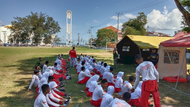 filter: 0; jpegRotation: 0; fileterIntensity: 0.000000; filterMask: 0; module:1facing:0; 
hw-remosaic: 0; 
touch: (-1.0, -1.0); 
modeInfo: ; 
sceneMode: Hdr; 
cct_value: 0; 
AI_Scene: (-1, -1); 
aec_lux: 132.0; 
hist255: 0.0; 
hist252~255: 0.0; 
hist0~15: 0.0;