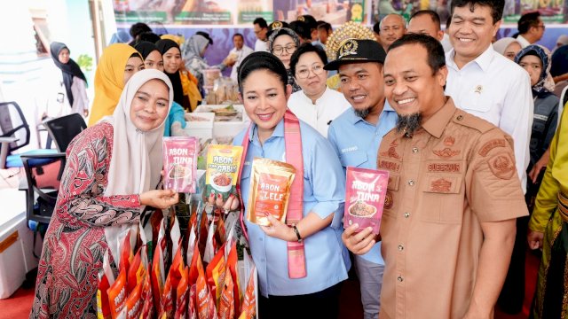 Gubernur Sulsel Dampingi Komisi IV DPR RI Kunker di BPPMHKP Makassar, Titiek Soeharto Puji Komoditas Ekspor Laut Sulsel Digemari Pasar Internasional