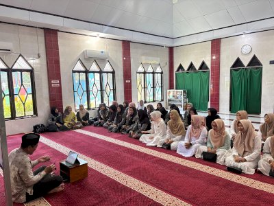 Bhayangkari Cabang Selayar Perkuat Silaturahmi dengan Persit melalui Pengajian Bersama